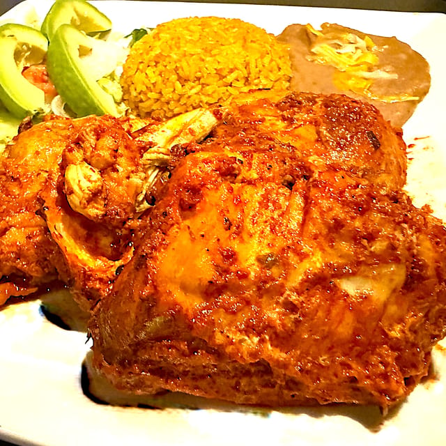POLLO ENCHILADO.